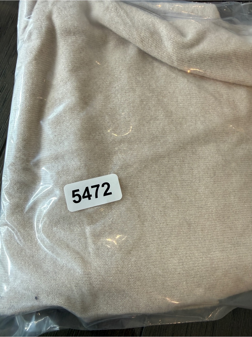 Vineyard Vines 100% Cashmere Collared Sweater Beige Tan 25472 - Picture 9 of 9
